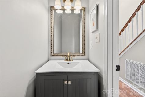 10502 Hellebore Road Charlotte NC 28213