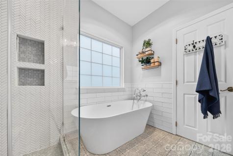 10502 Hellebore Road Charlotte NC 28213