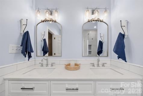 10502 Hellebore Road Charlotte NC 28213