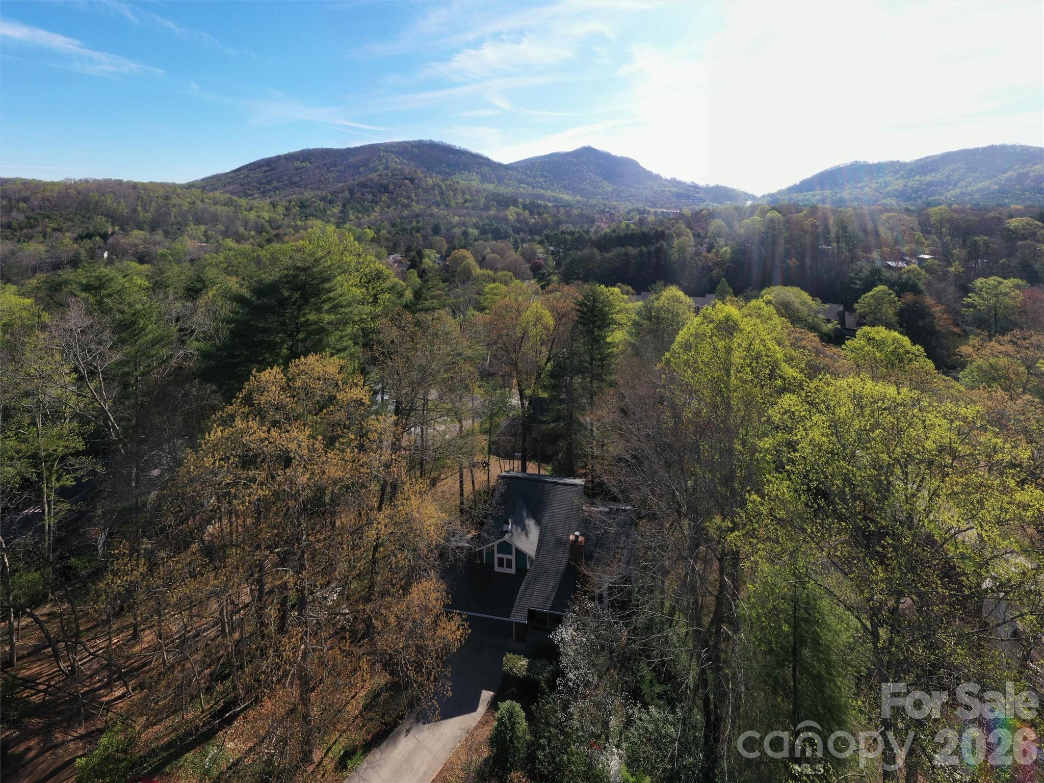 26 Autumn Ridge Lane Asheville NC 28803
