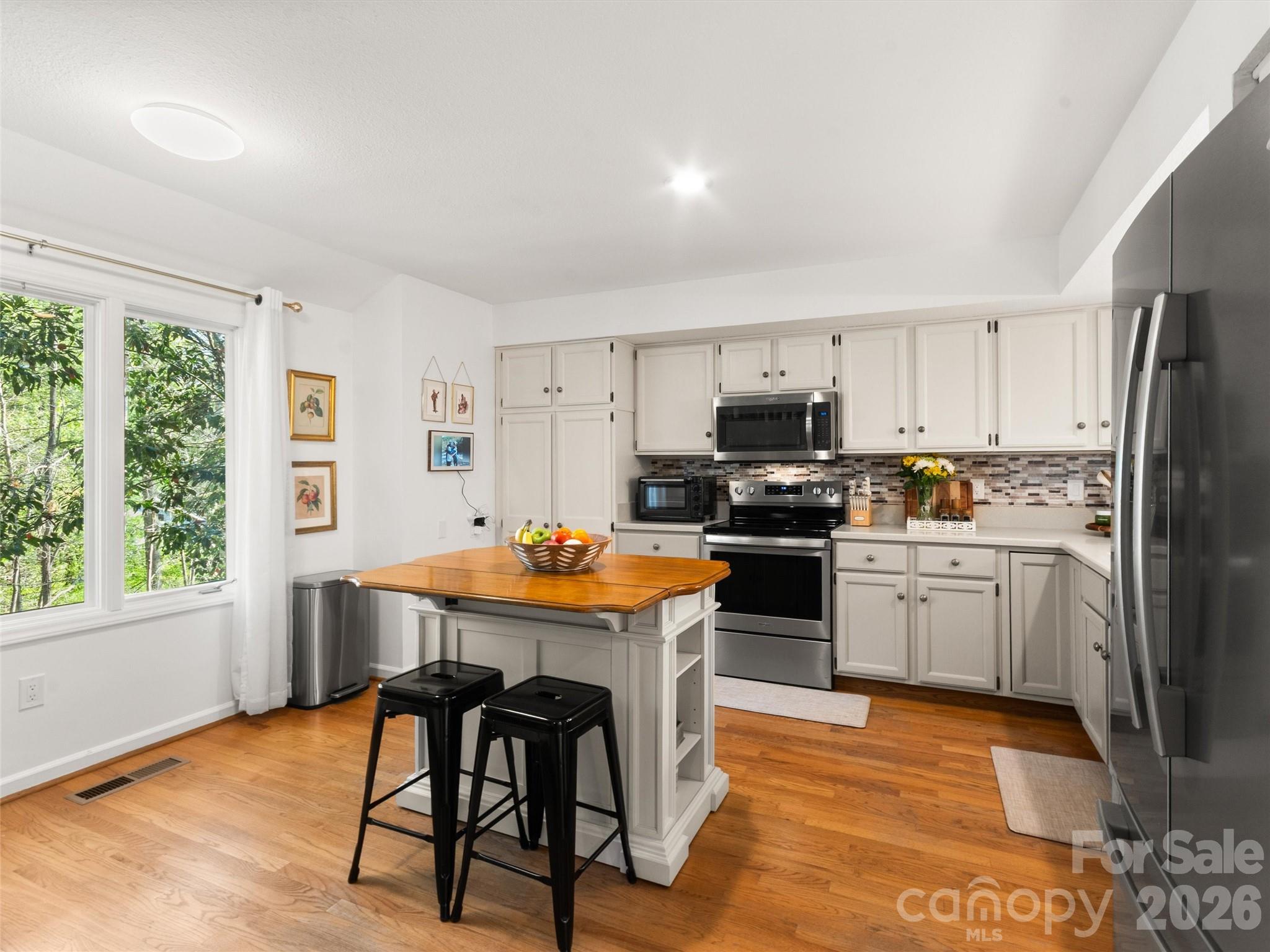 26 Autumn Ridge Lane Asheville NC 28803