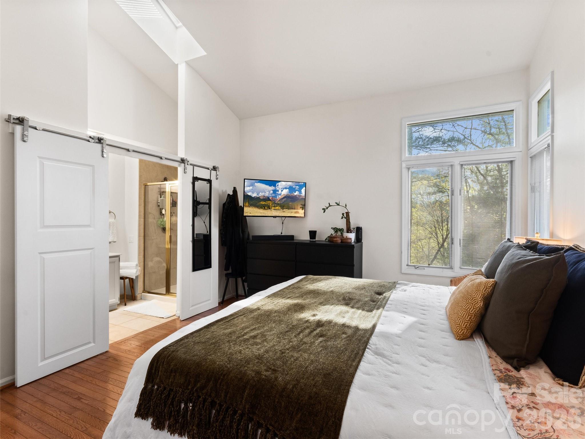 26 Autumn Ridge Lane Asheville NC 28803