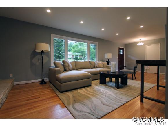 6 Deerview Lane Asheville NC 28804