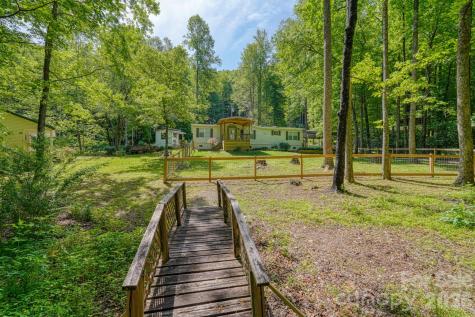 123 Little Rock Way Mill Spring NC 28756