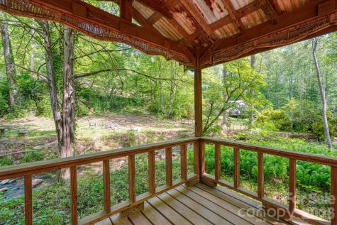 123 Little Rock Way Mill Spring NC 28756