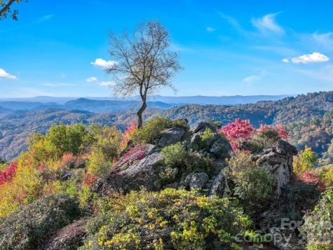 933 Thunder Ridge Lane Lenoir NC 28645