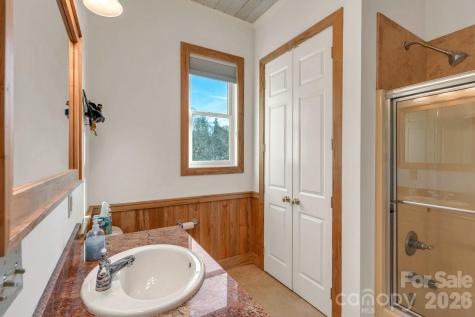 933 Thunder Ridge Lane Lenoir NC 28645