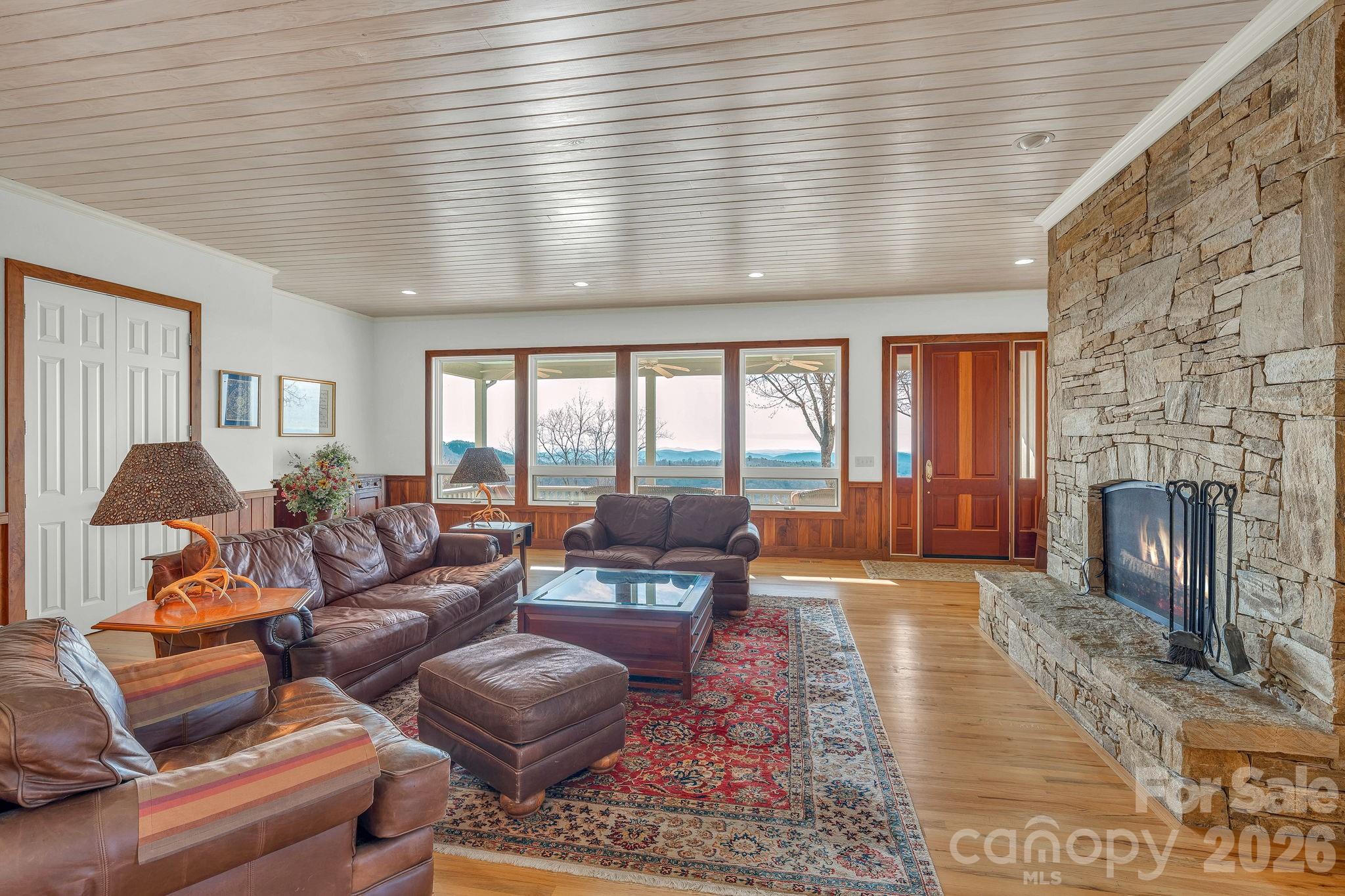 933 Thunder Ridge Lane Lenoir NC 28645