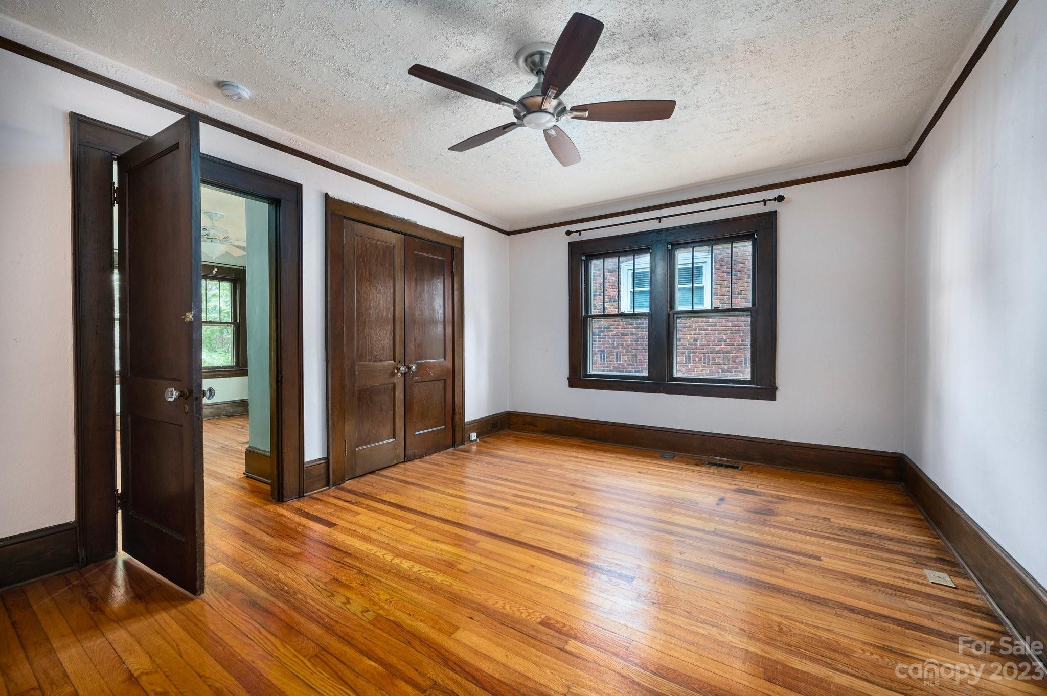 19 Bradley Street Asheville NC 28806