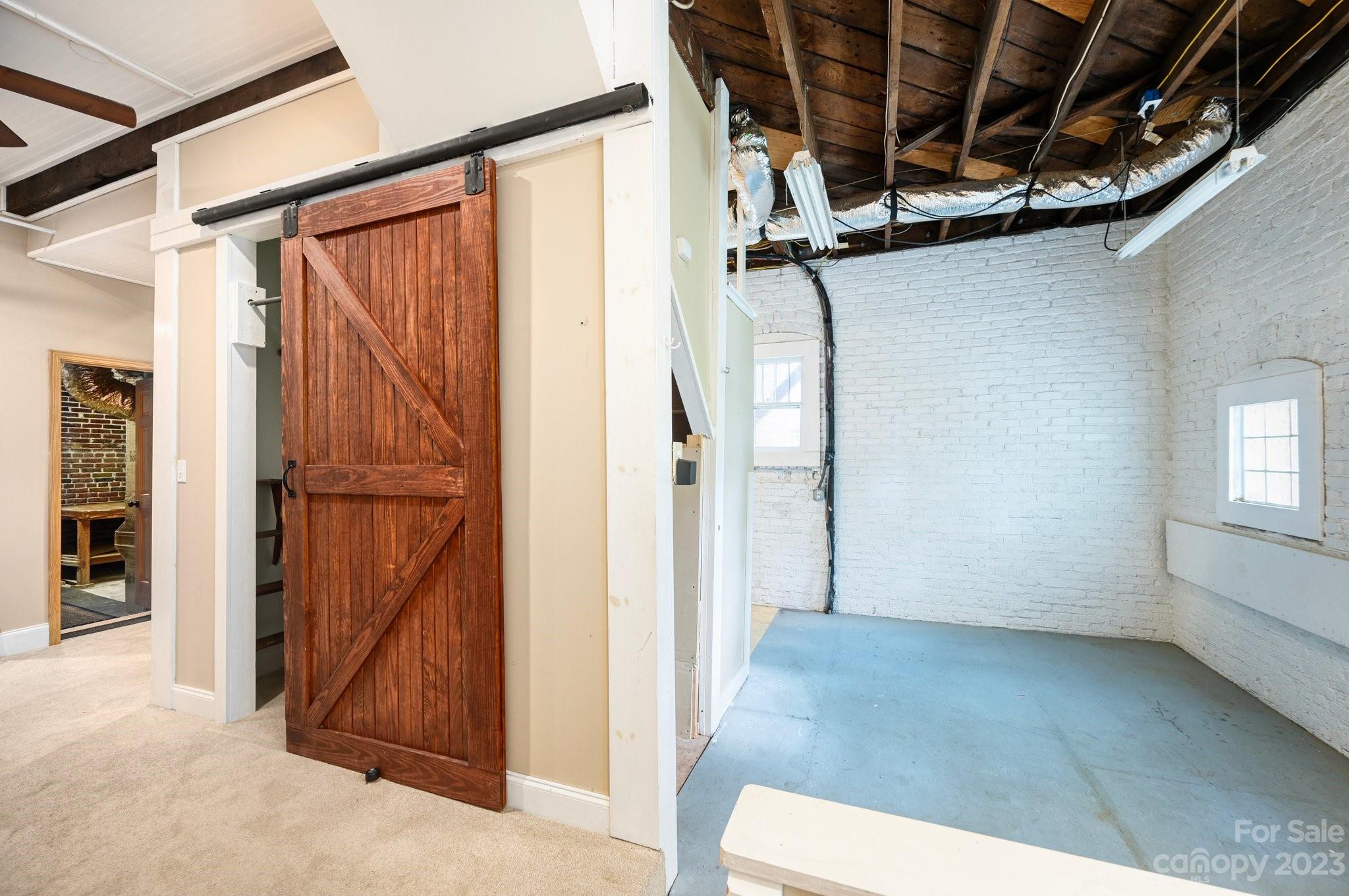 19 Bradley Street Asheville NC 28806
