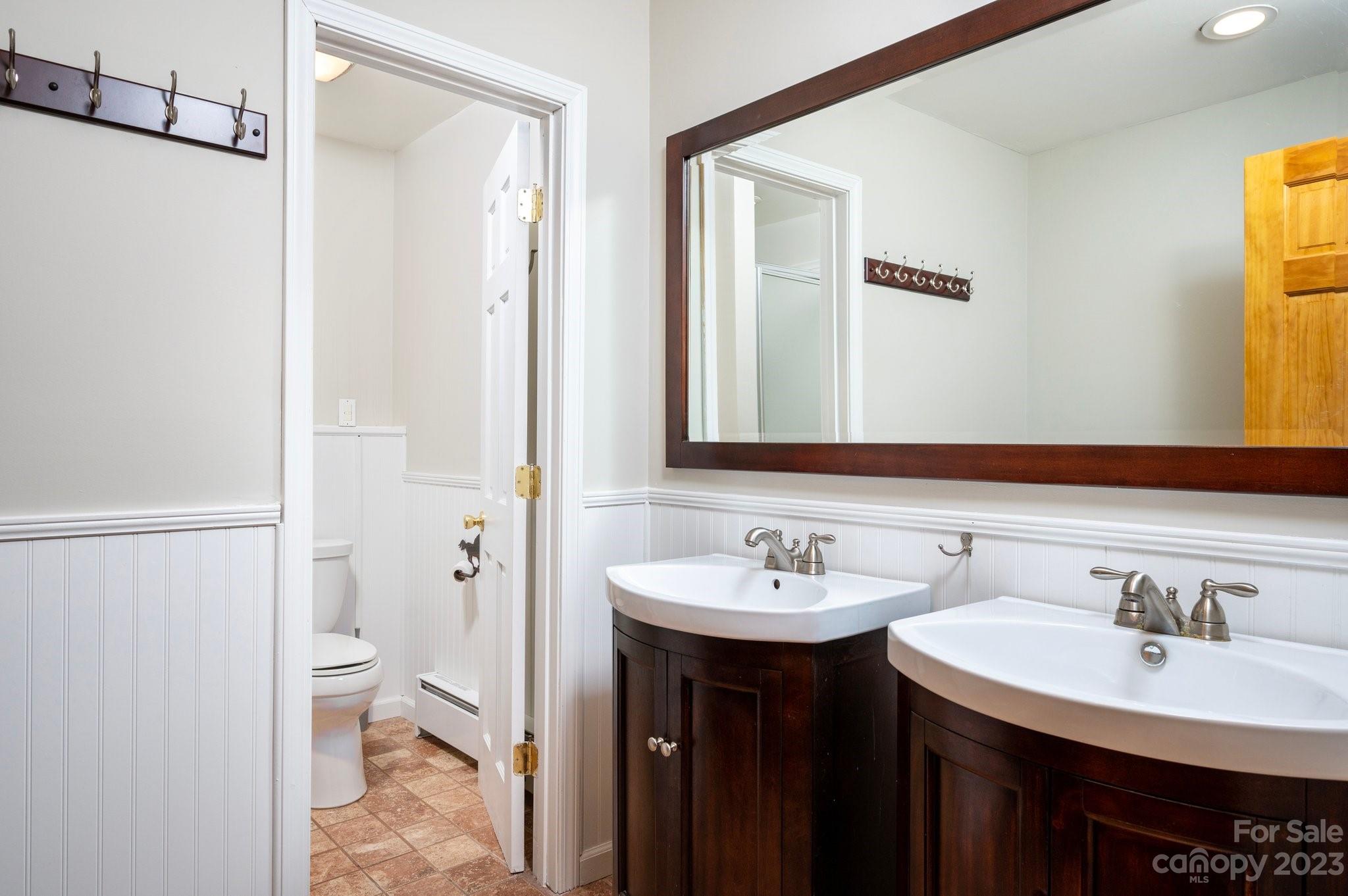 19 Bradley Street Asheville NC 28806
