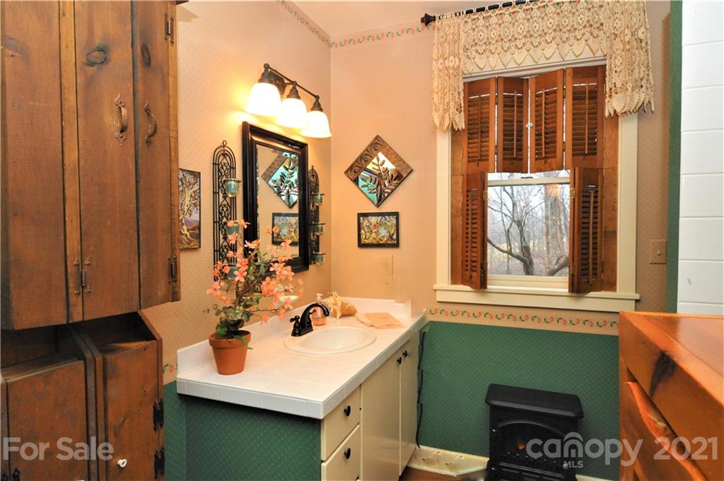 465 Ox Creek Road Weaverville NC 28787