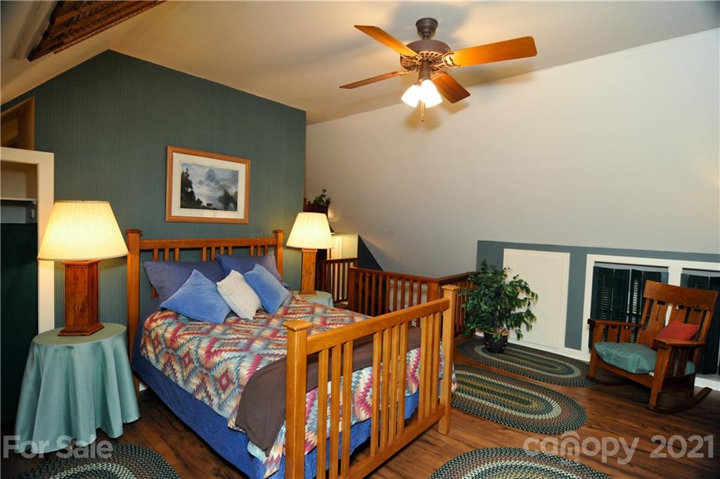 465 Ox Creek Road Weaverville NC 28787