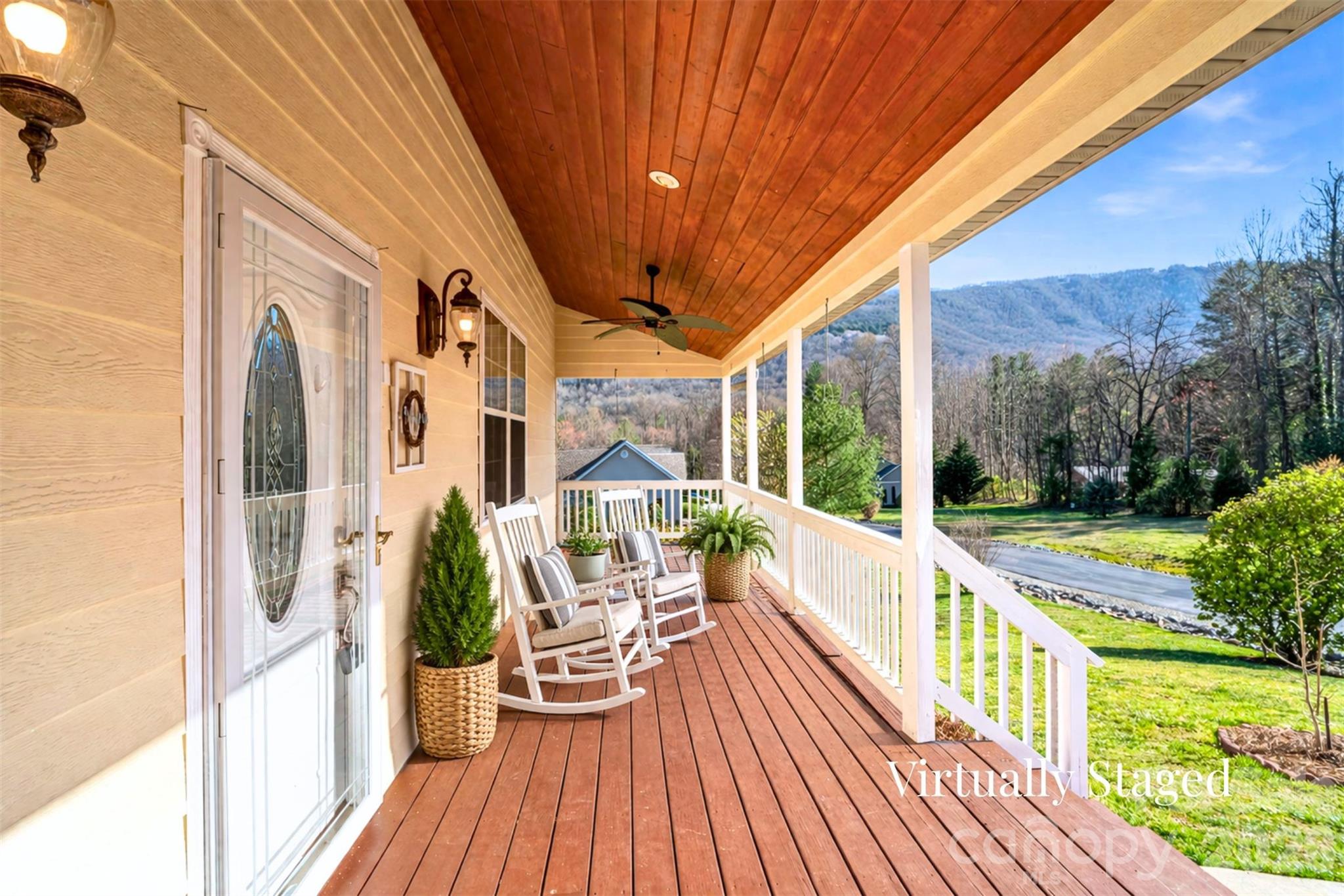 291 N Crab Meadow Drive Hendersonville NC 28739
