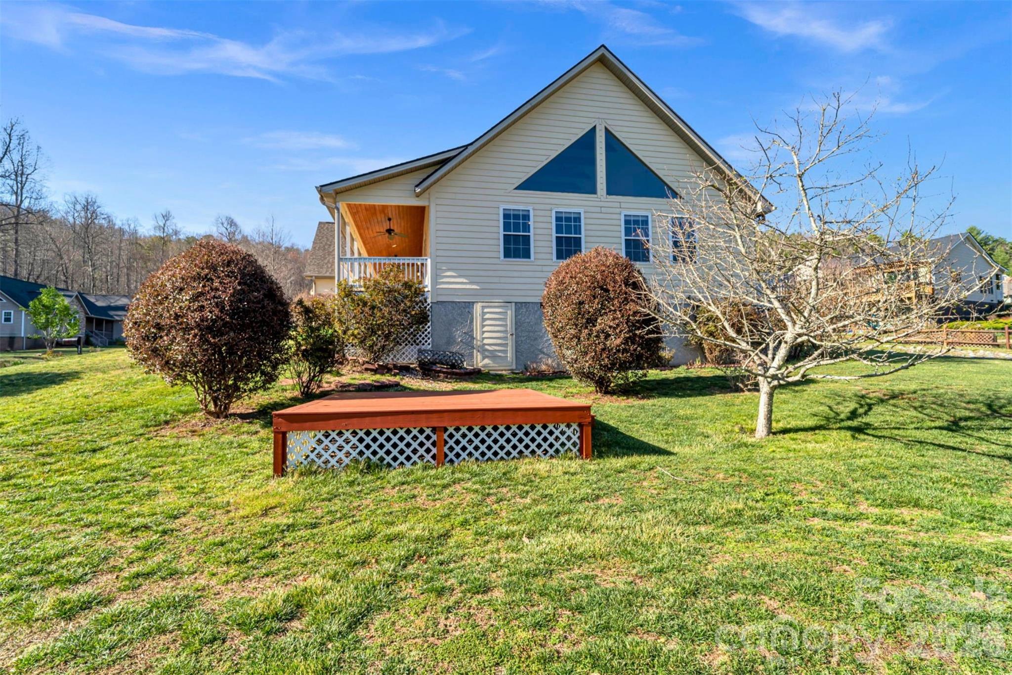 291 N Crab Meadow Drive Hendersonville NC 28739