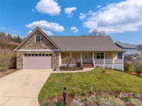 291 N Crab Meadow Drive Hendersonville NC 28739