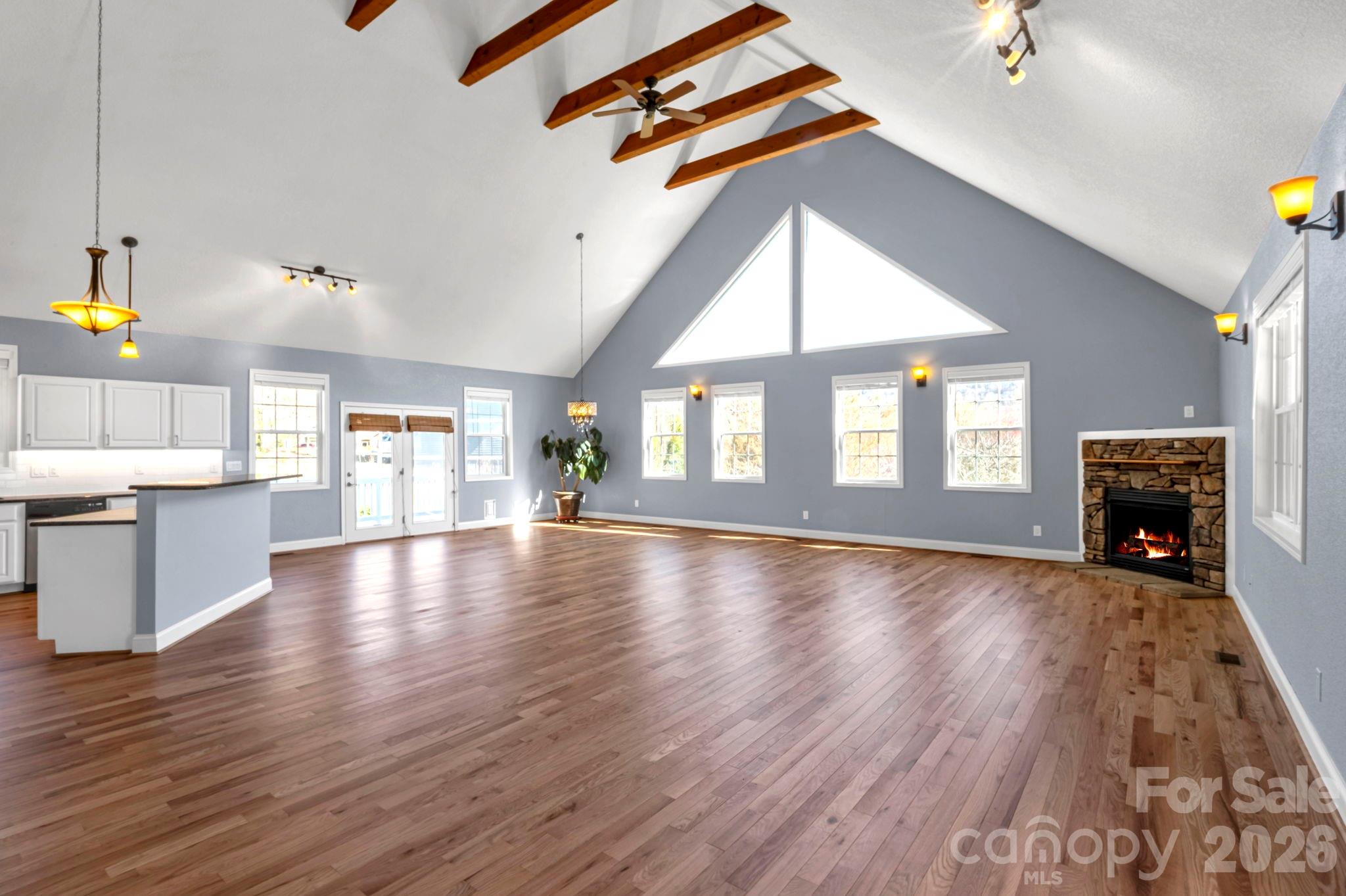291 N Crab Meadow Drive Hendersonville NC 28739