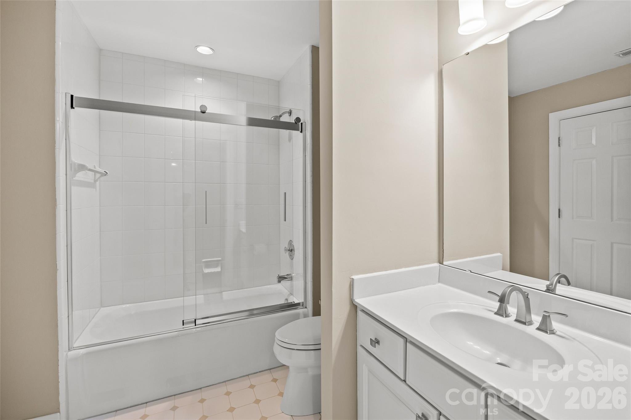 6029 Sharon Road Charlotte NC 28210