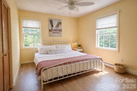 1511 Water Wheel Cove Clyde NC 28721
