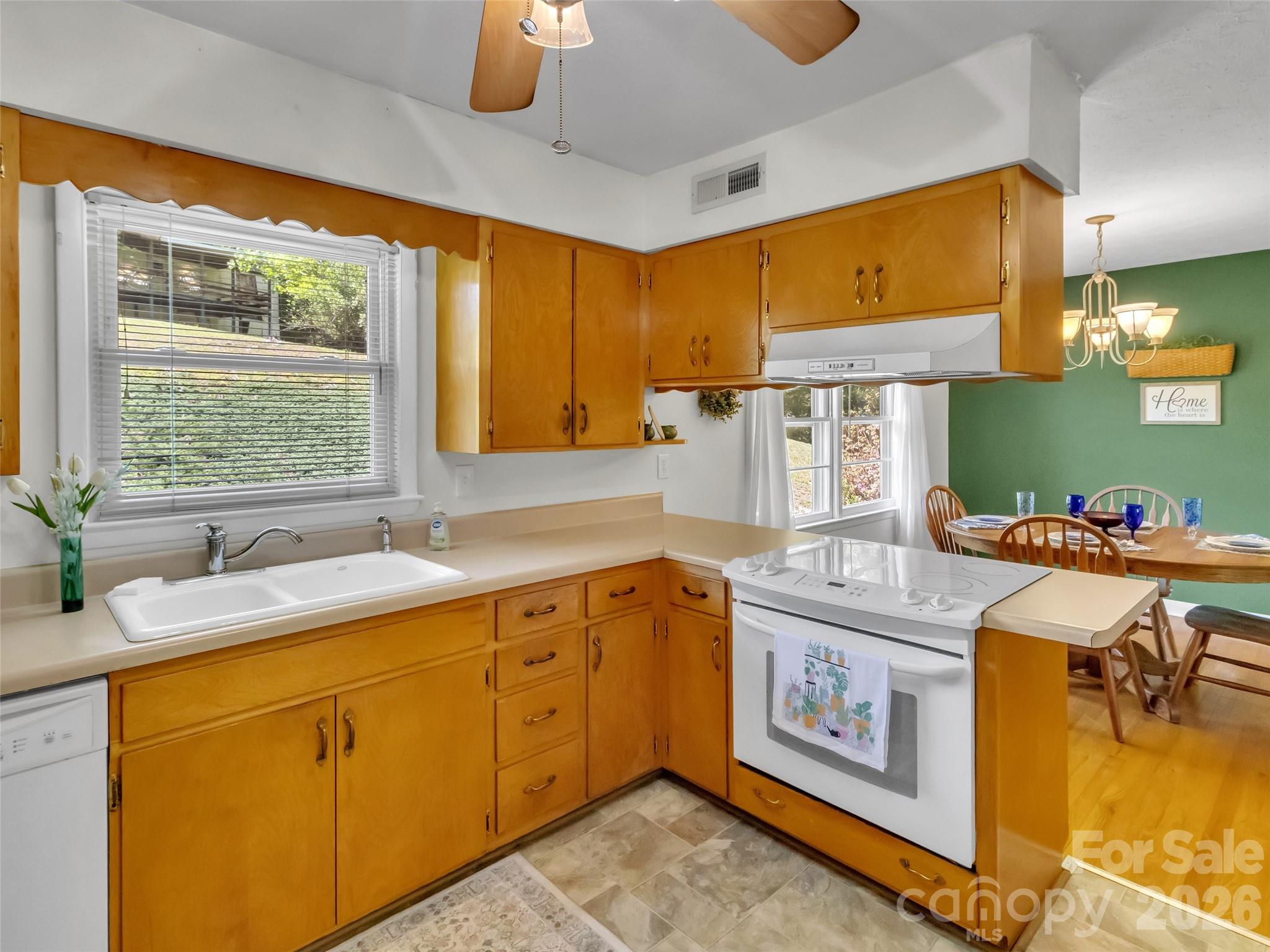 250 Reeves Cove Road Candler NC 28715