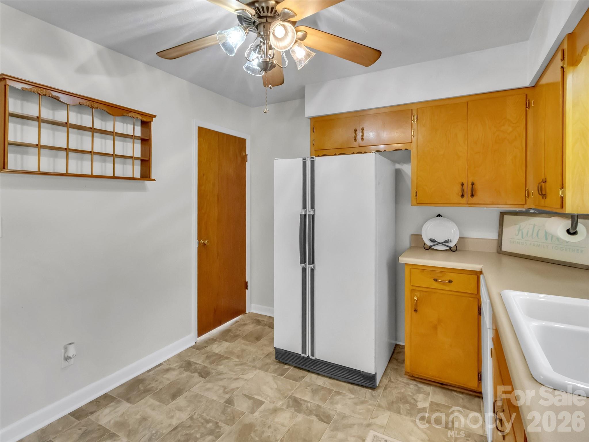 250 Reeves Cove Road Candler NC 28715