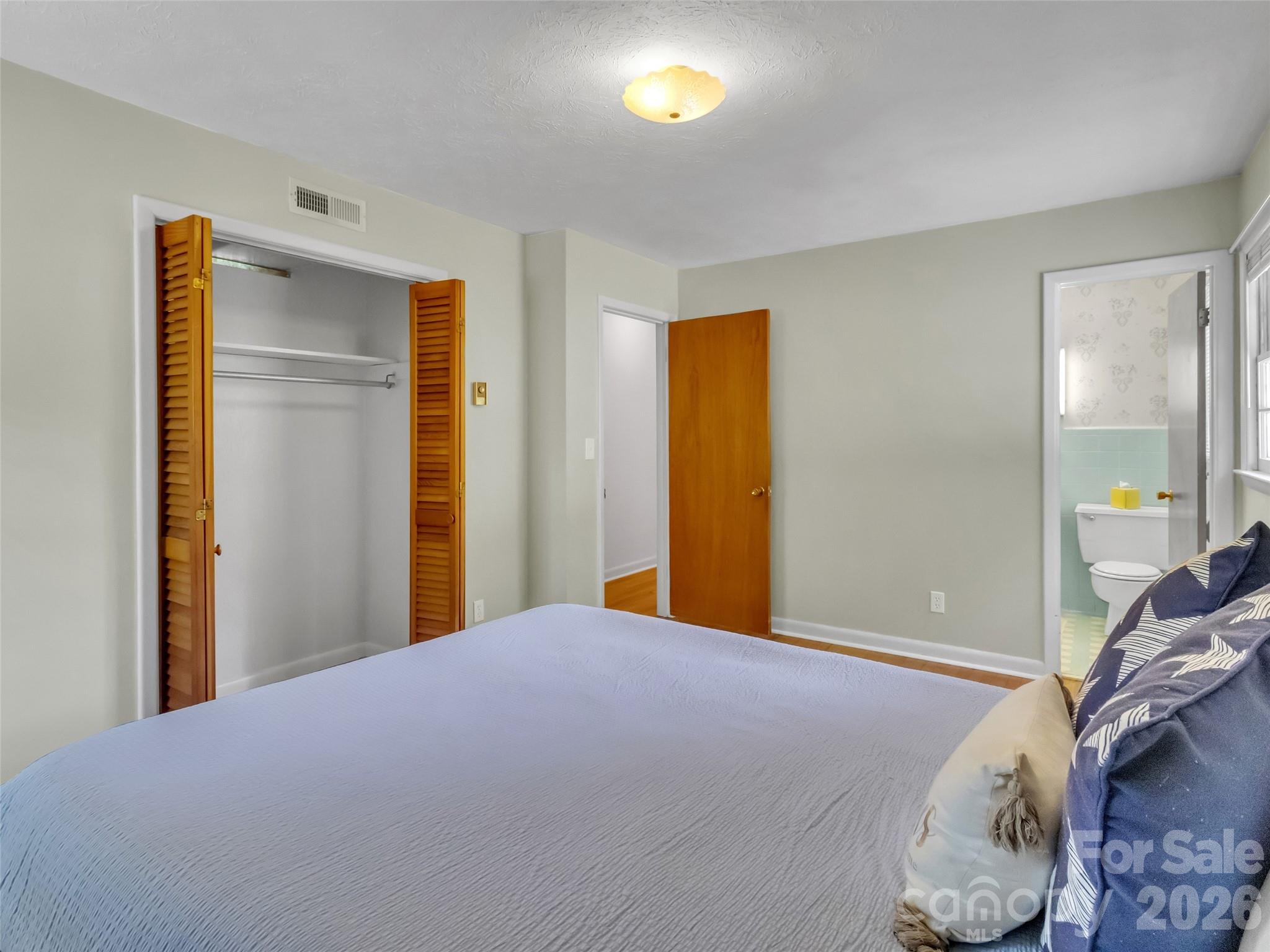 250 Reeves Cove Road Candler NC 28715
