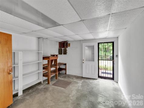 250 Reeves Cove Road Candler NC 28715