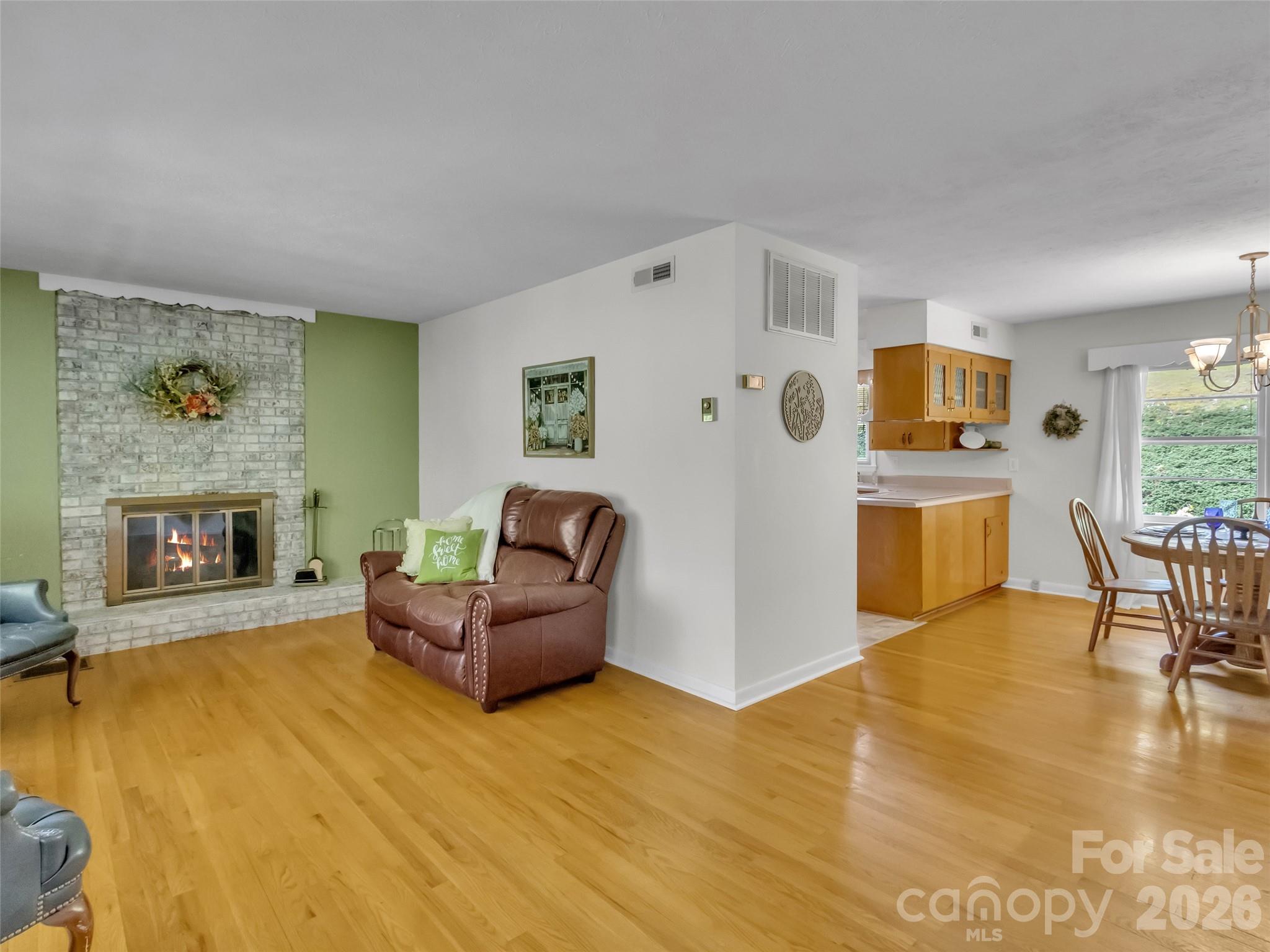 250 Reeves Cove Road Candler NC 28715
