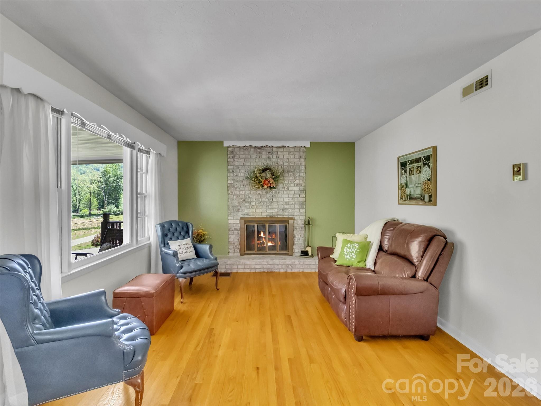 250 Reeves Cove Road Candler NC 28715