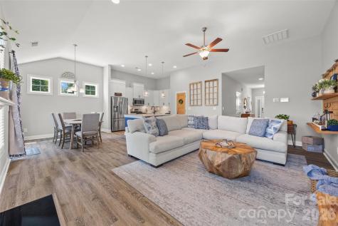 404 Trillium Way Belmont NC 28012