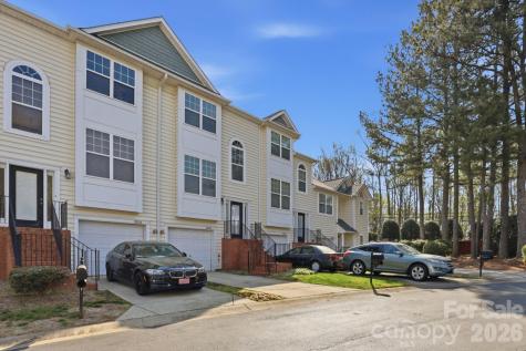 2814 Avalon Loop Road Charlotte NC 28269