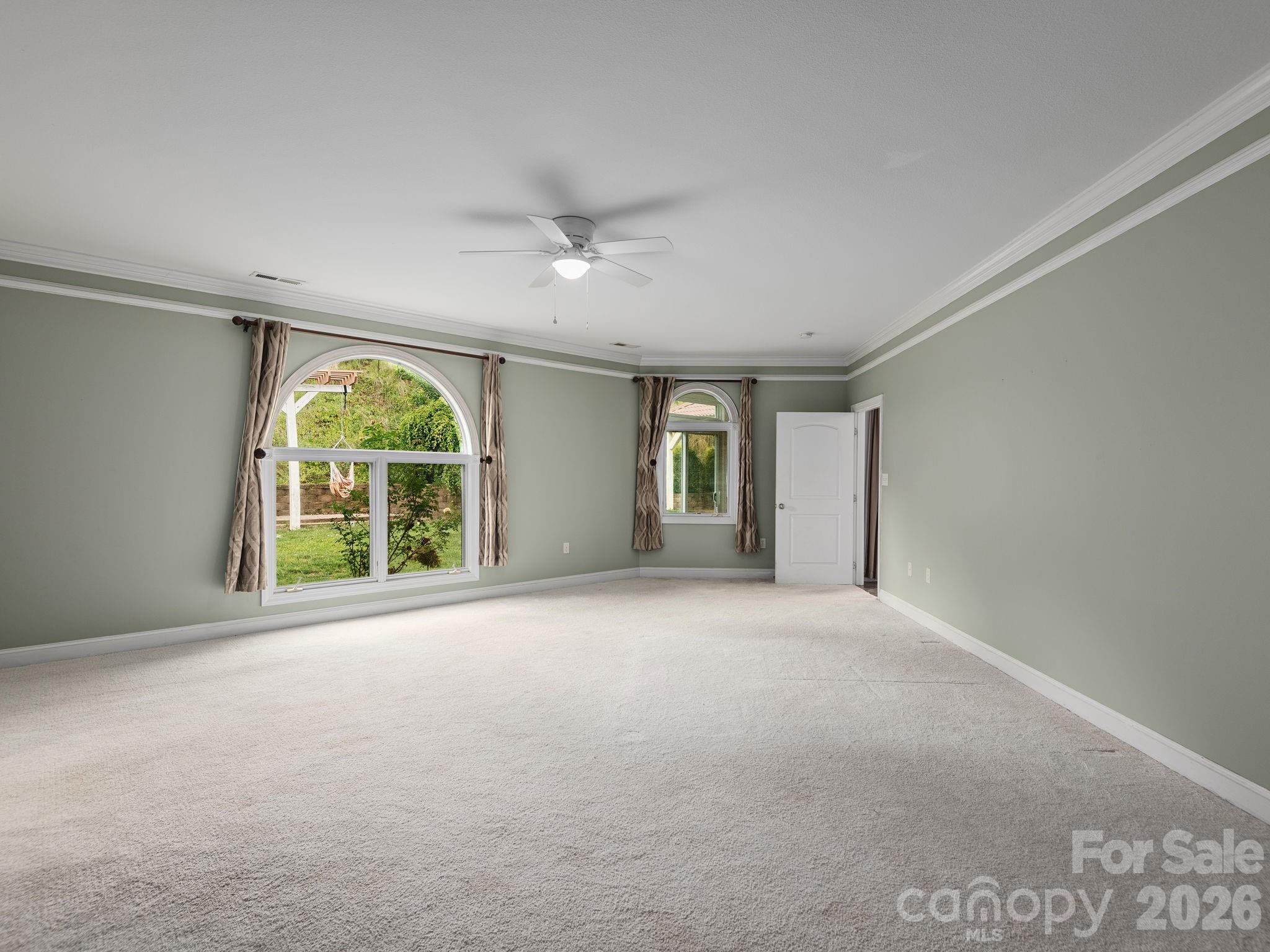 39 Pacifico Drive Asheville NC 28806