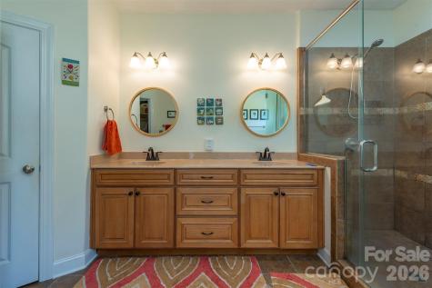 39 Pacifico Drive Asheville NC 28806