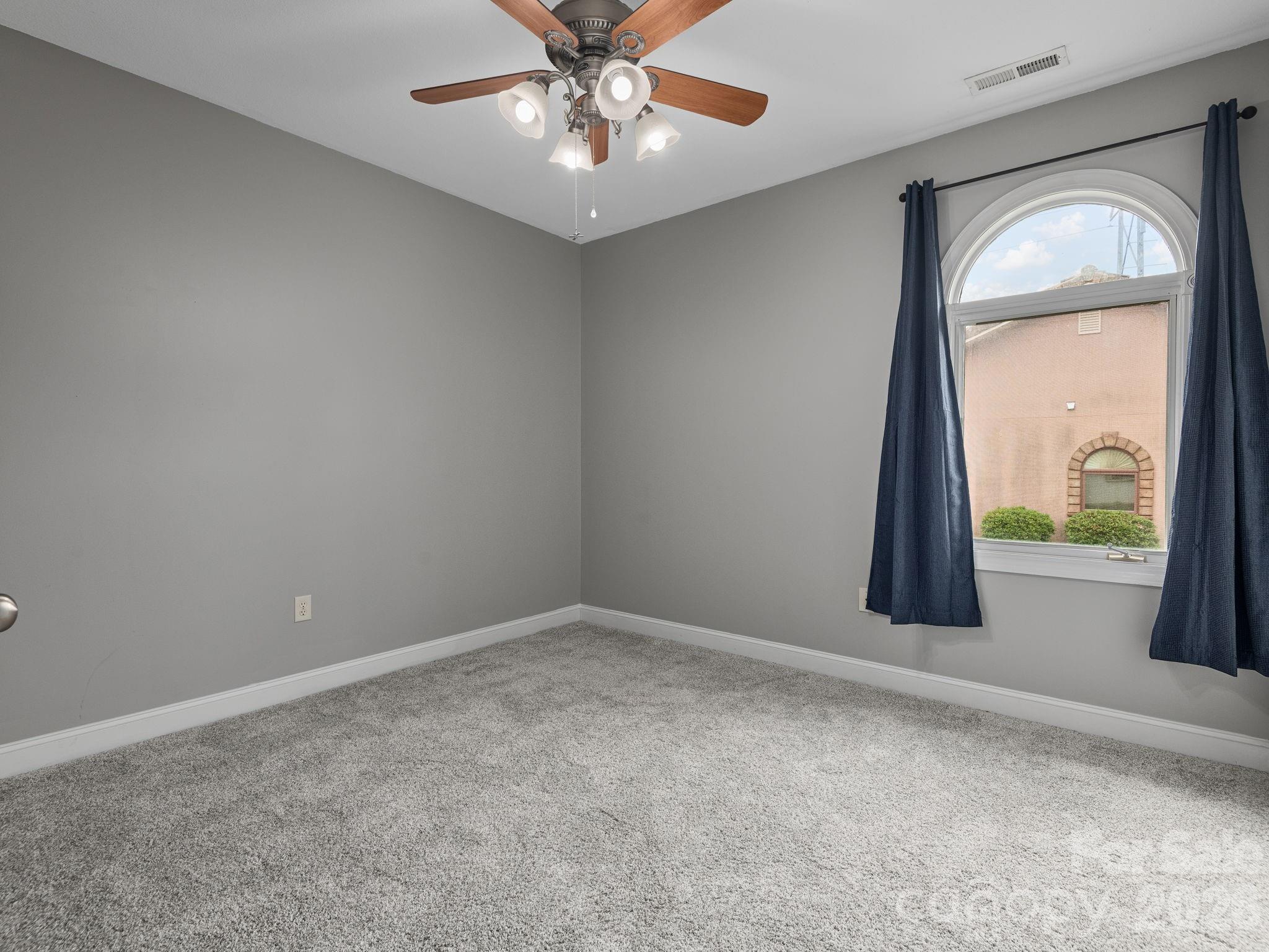 39 Pacifico Drive Asheville NC 28806