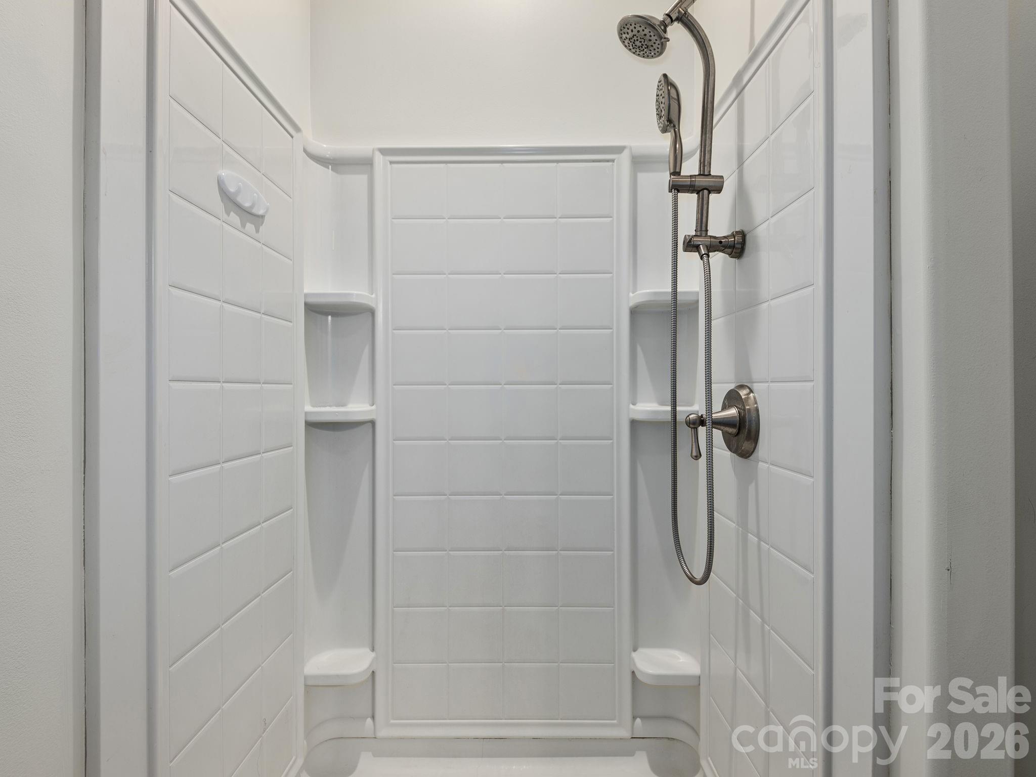 39 Pacifico Drive Asheville NC 28806