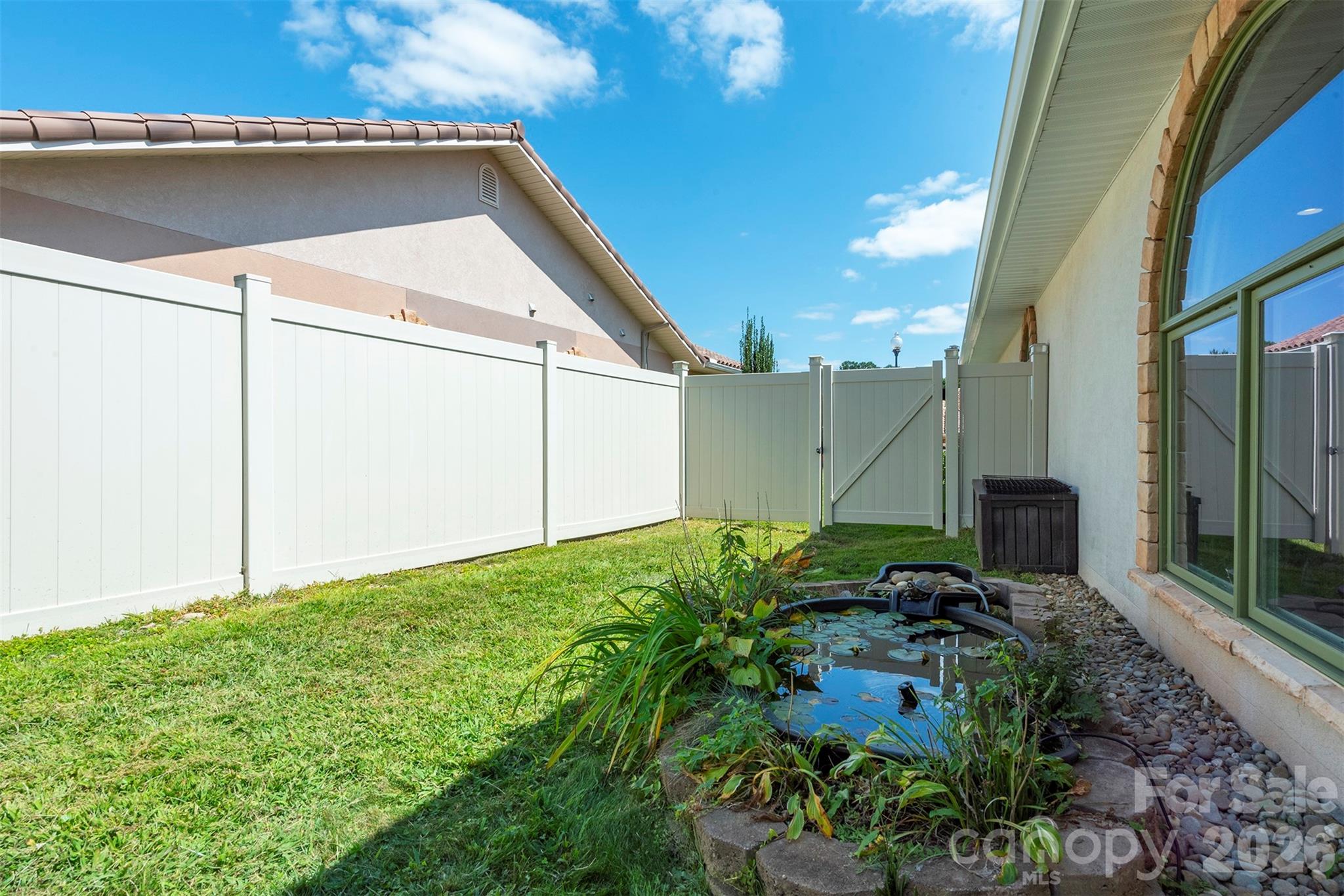 39 Pacifico Drive Asheville NC 28806