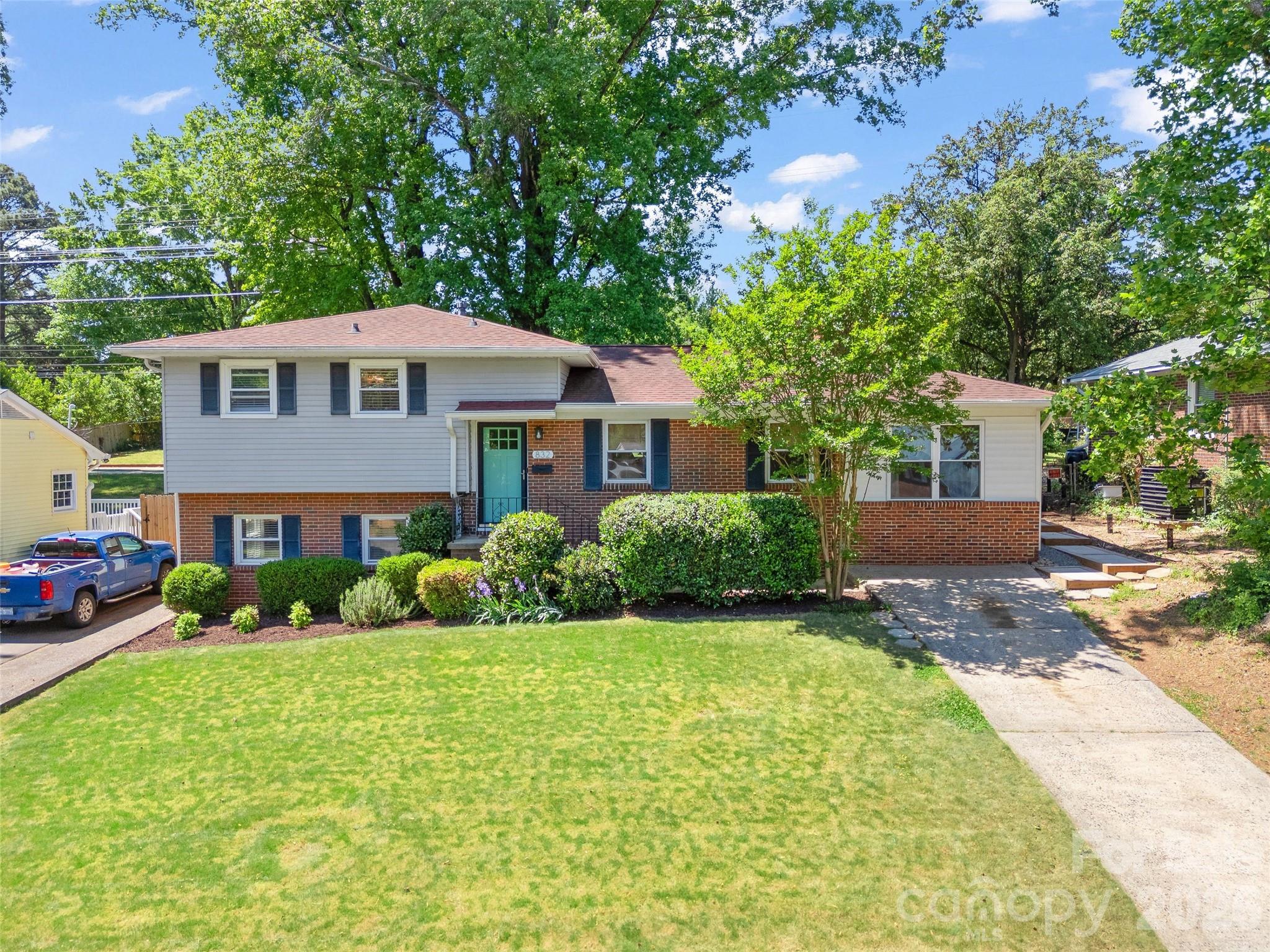832 Stanfield Drive Charlotte NC 28210