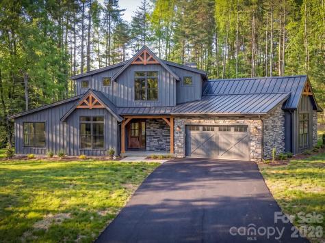 92 Crystal Heights Drive Hendersonville NC 28739