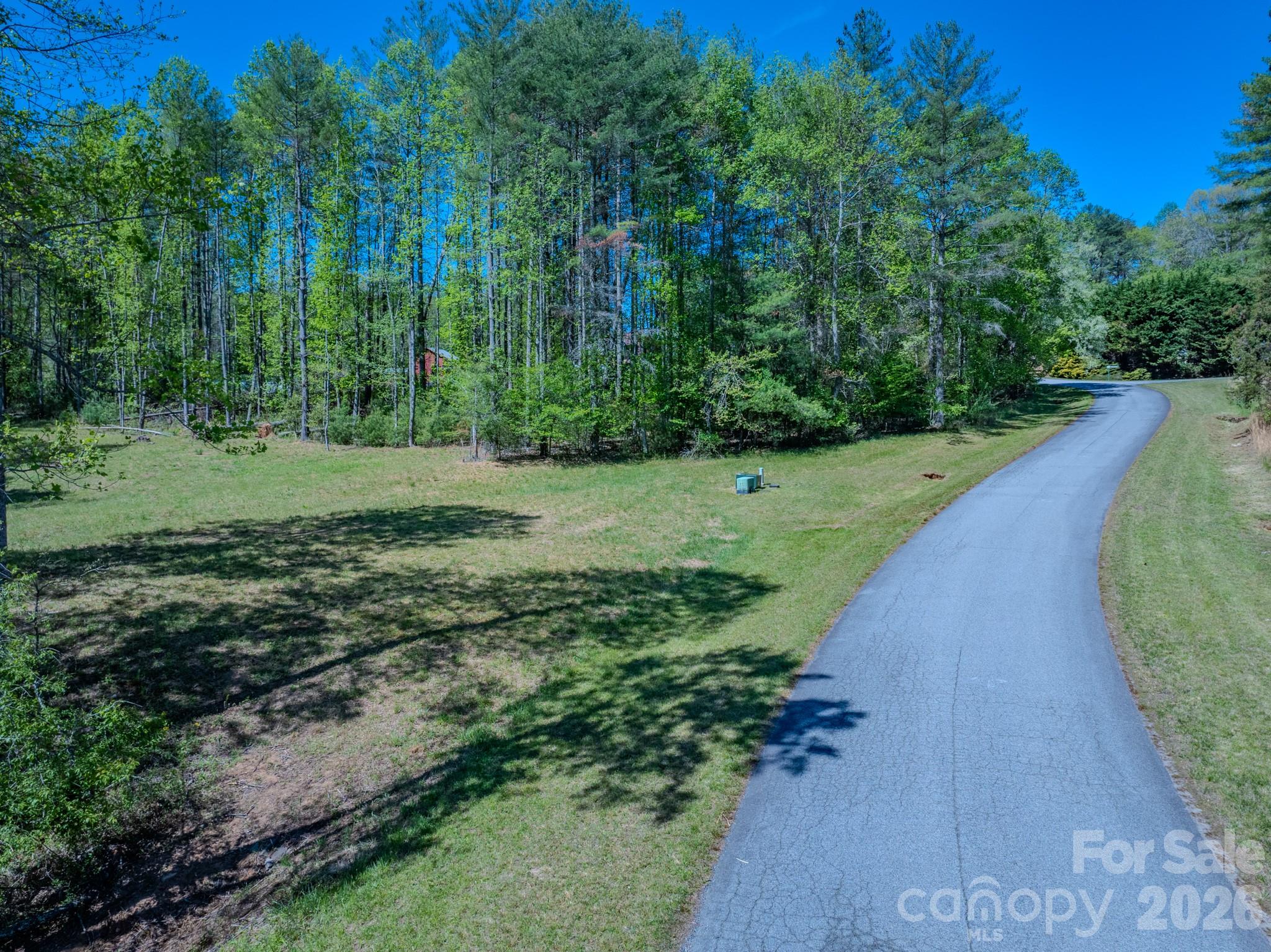 92 Crystal Heights Drive Hendersonville NC 28739