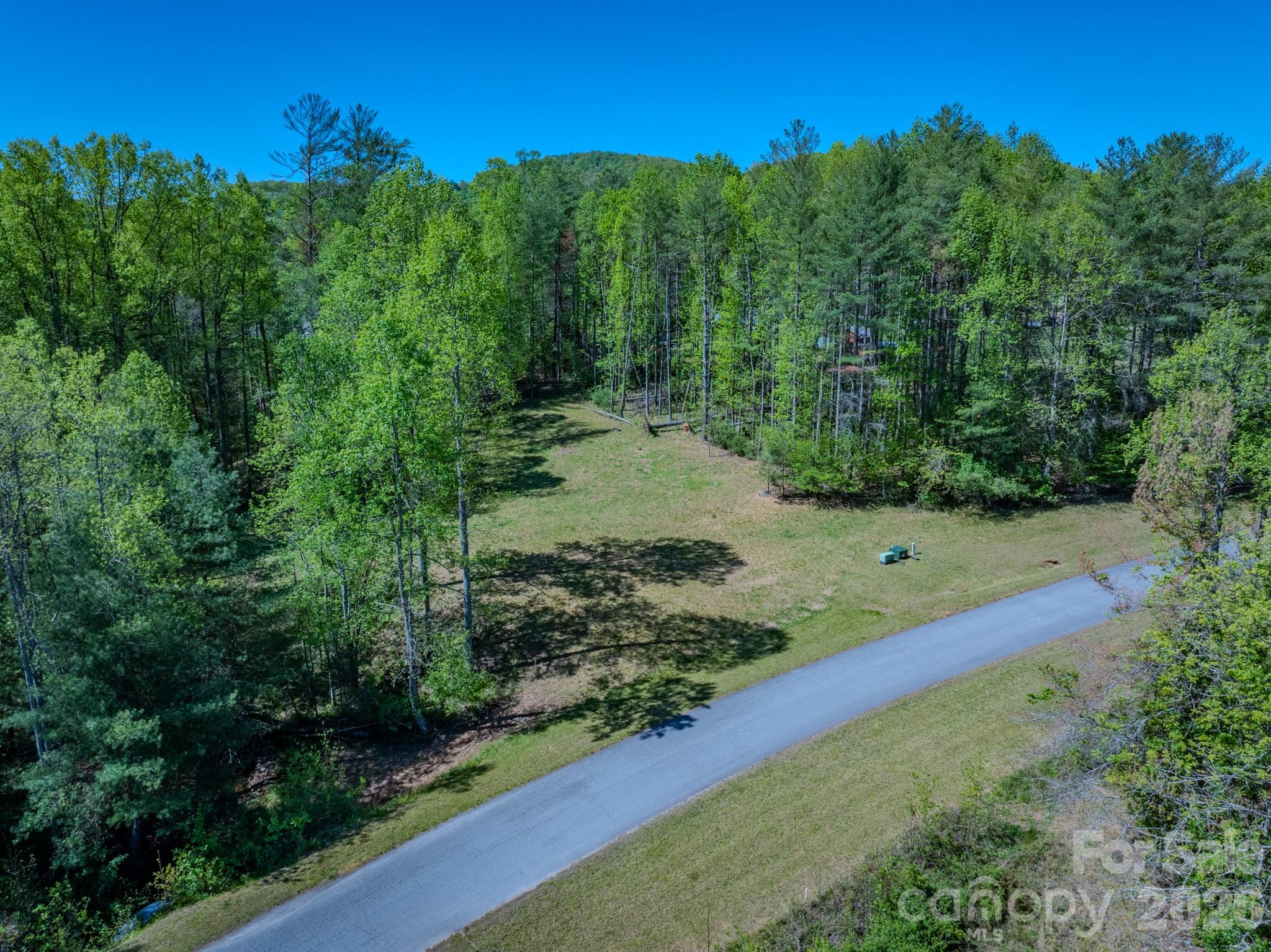 92 Crystal Heights Drive Hendersonville NC 28739