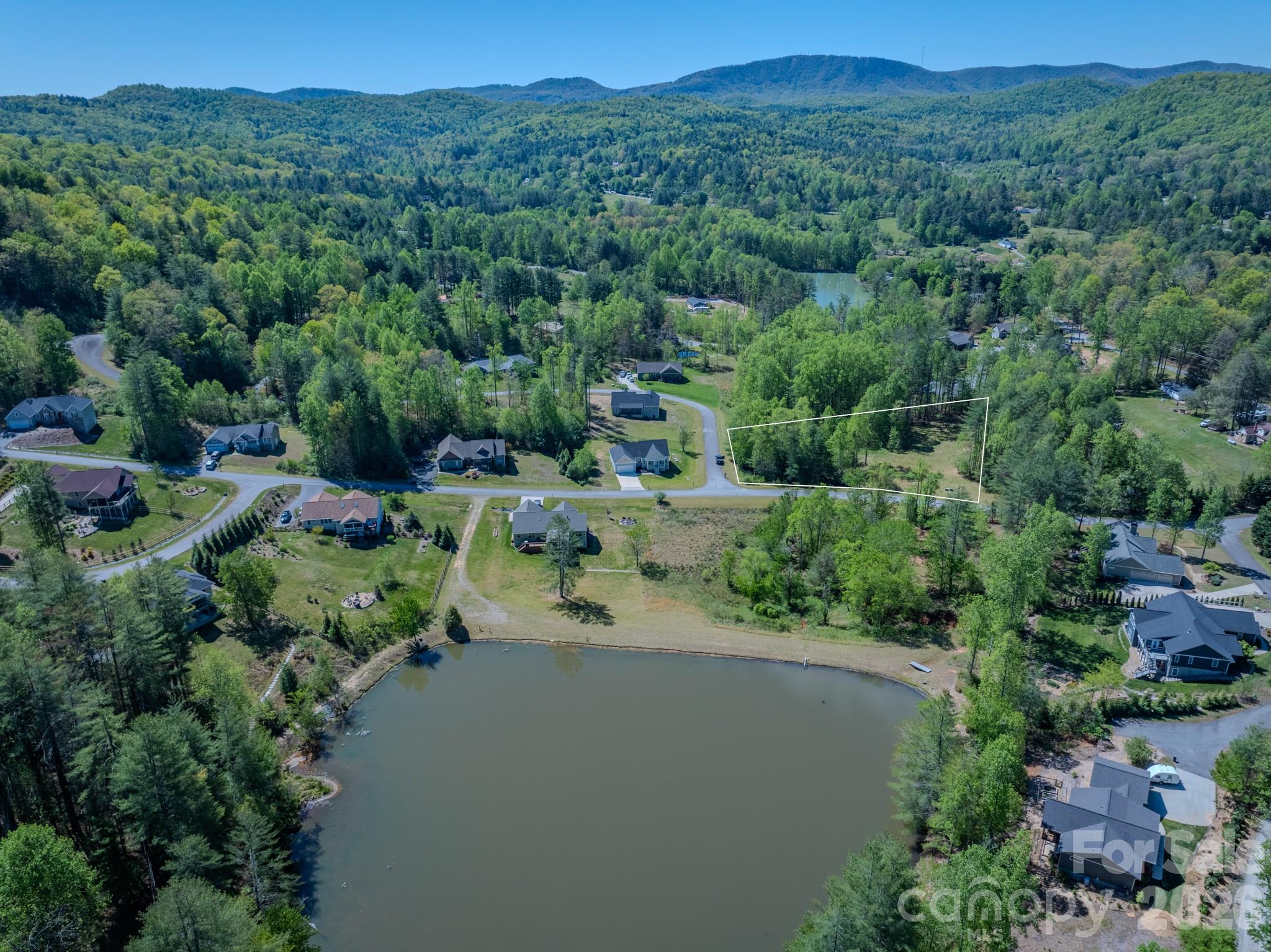 92 Crystal Heights Drive Hendersonville NC 28739