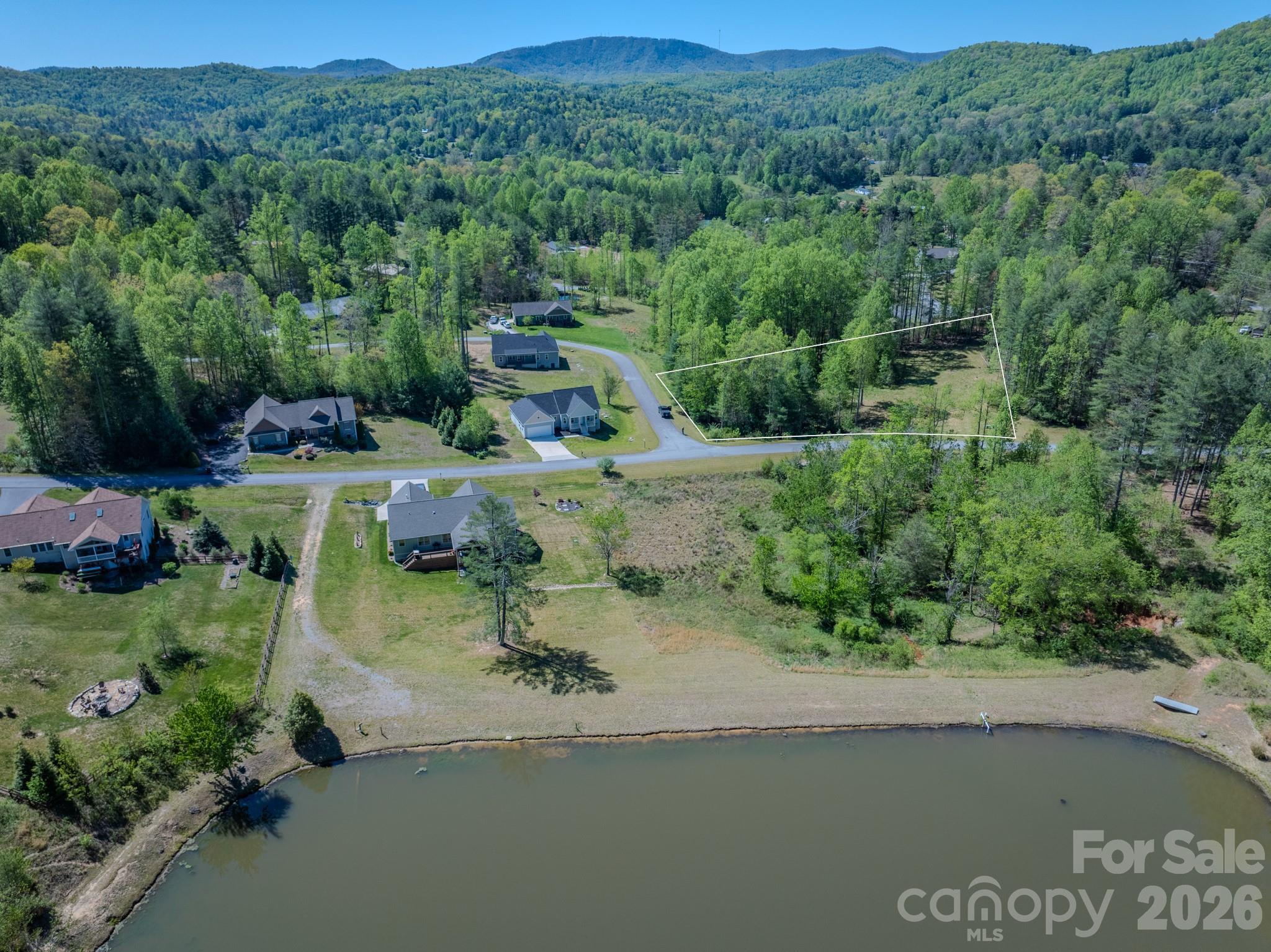 92 Crystal Heights Drive Hendersonville NC 28739
