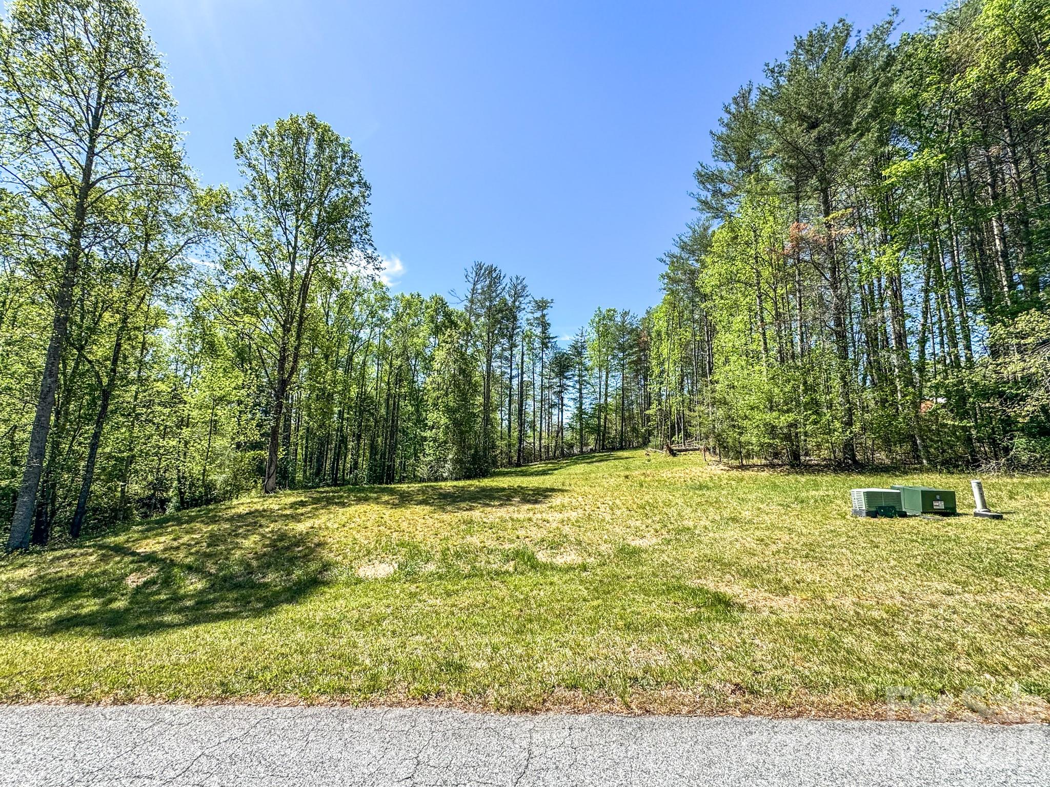 92 Crystal Heights Drive Hendersonville NC 28739