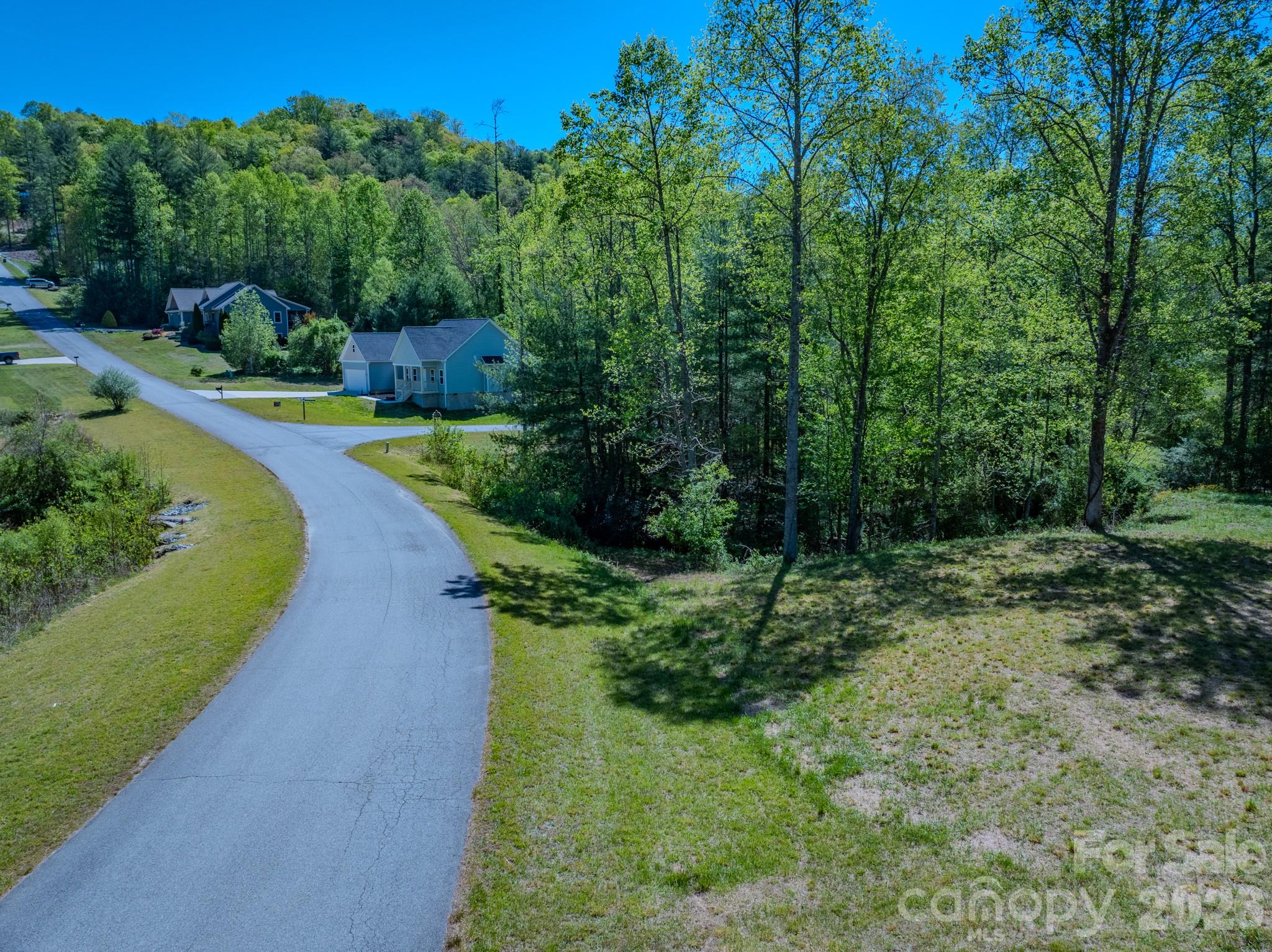 92 Crystal Heights Drive Hendersonville NC 28739