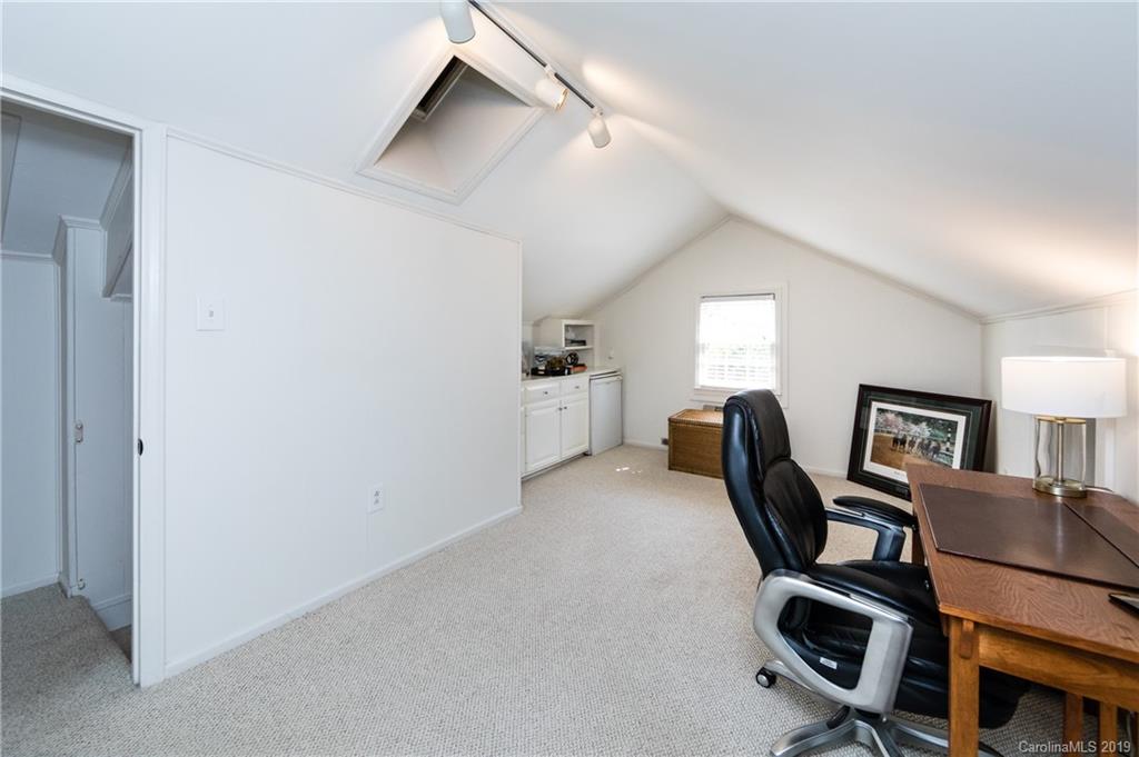 242 Tranquil Avenue Charlotte NC 28209