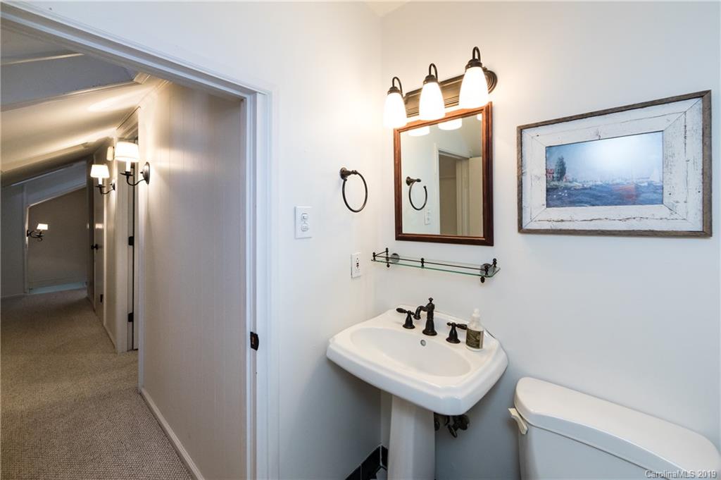 242 Tranquil Avenue Charlotte NC 28209