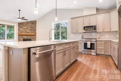 19 Craftsman Overlook Ridge Arden NC 28704