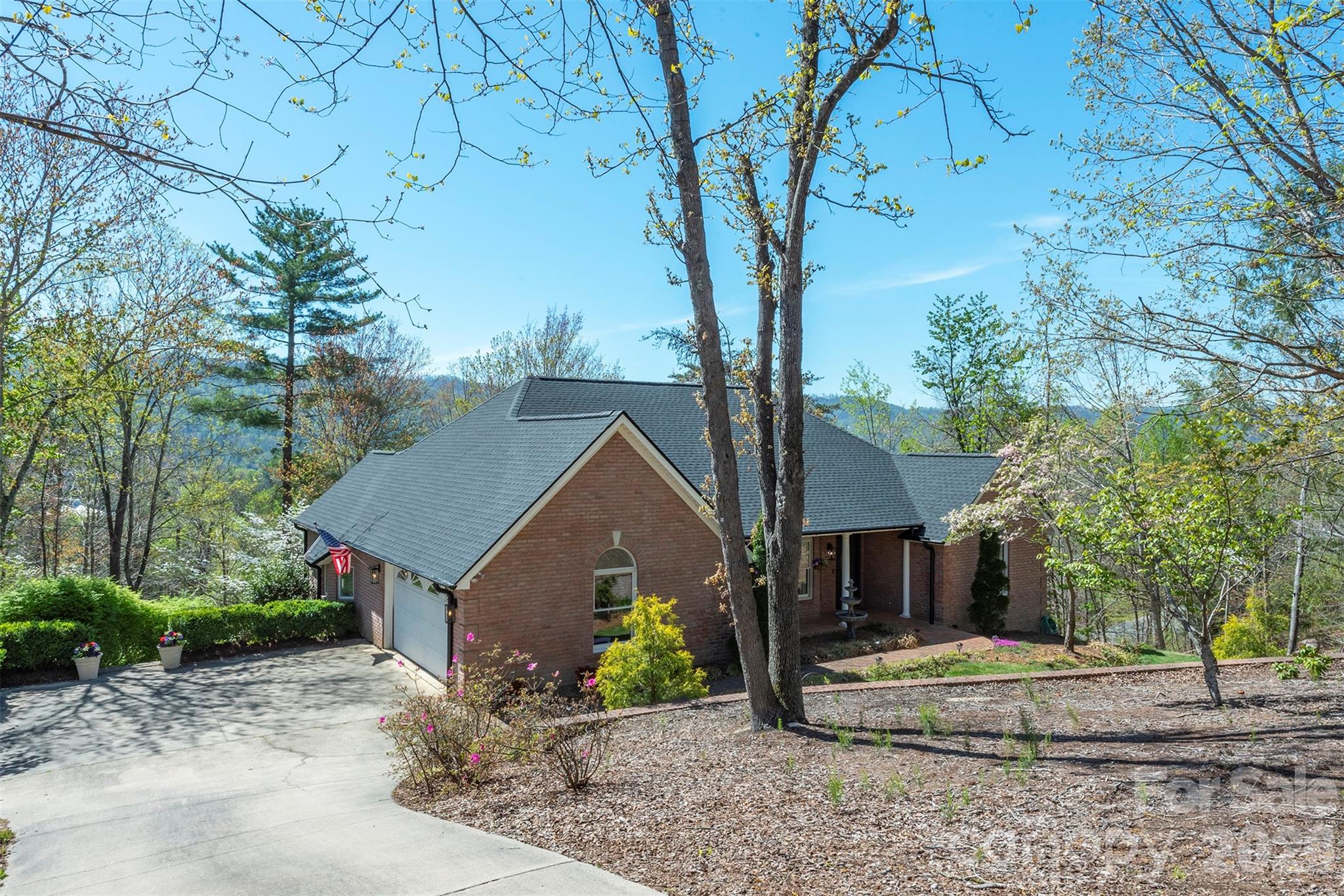 11 High Meadow Drive Weaverville NC 28787