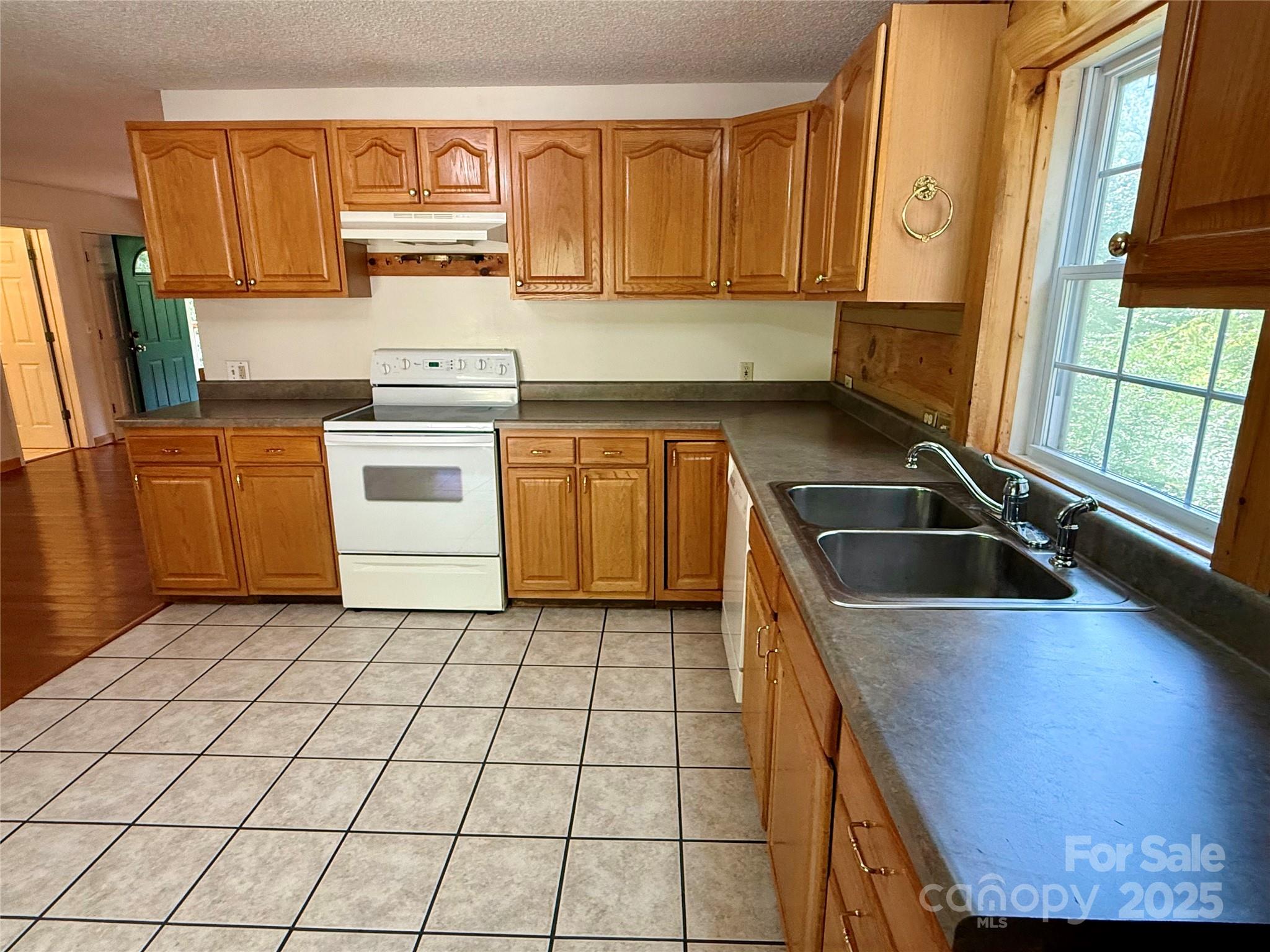 66 Ashlyn Lane Tryon NC 28782