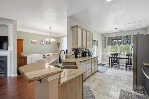16337 Greybriar Forest Lane Charlotte NC 28278